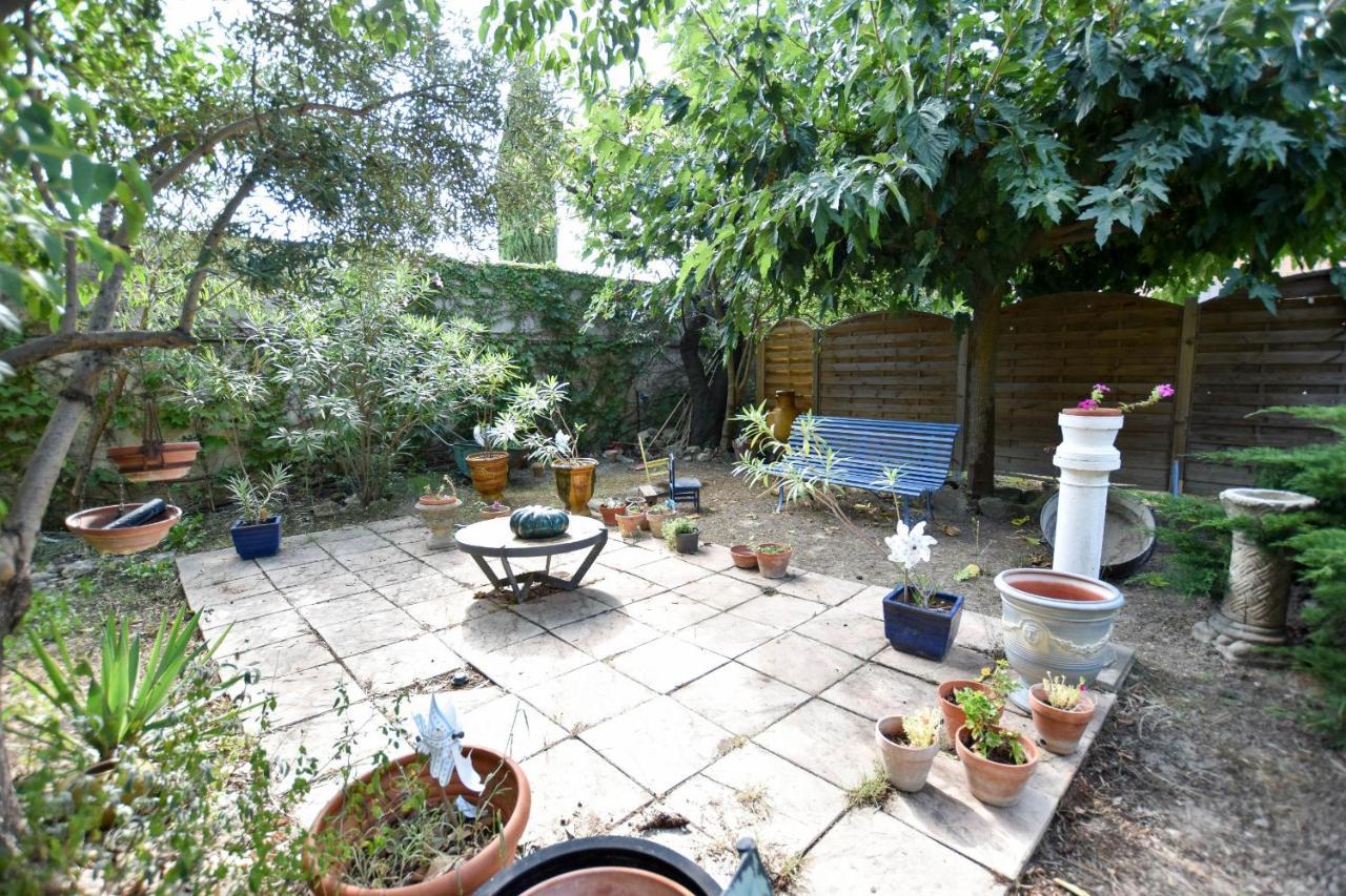 Moulin Rose, Parking - Jardin Apartamento Arles Exterior foto